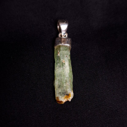 GREEN KYANITE PENDANT set in STERLING SILVER 3SSGKP1