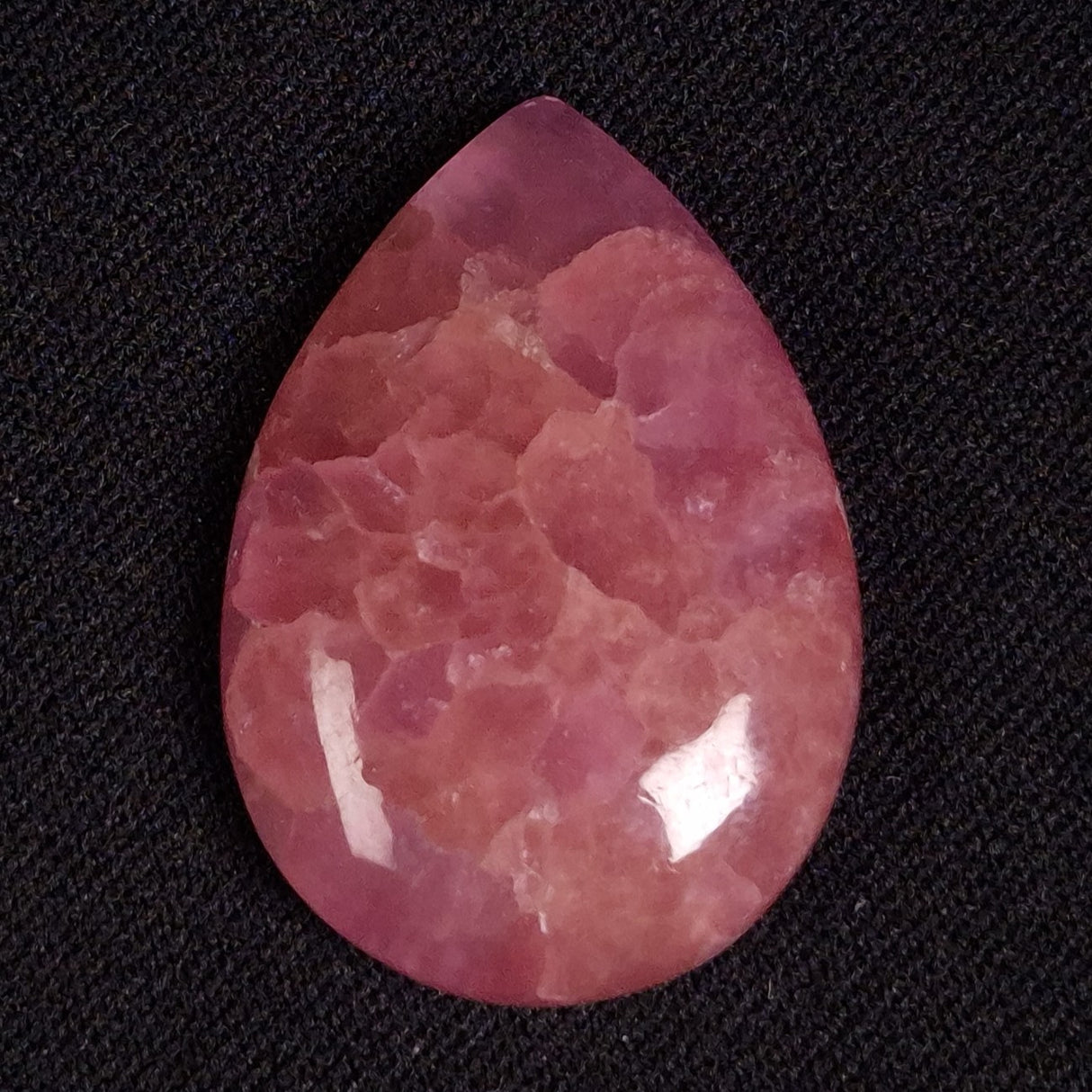 KAMMERERITE CABOCHON, Morocco XKR029