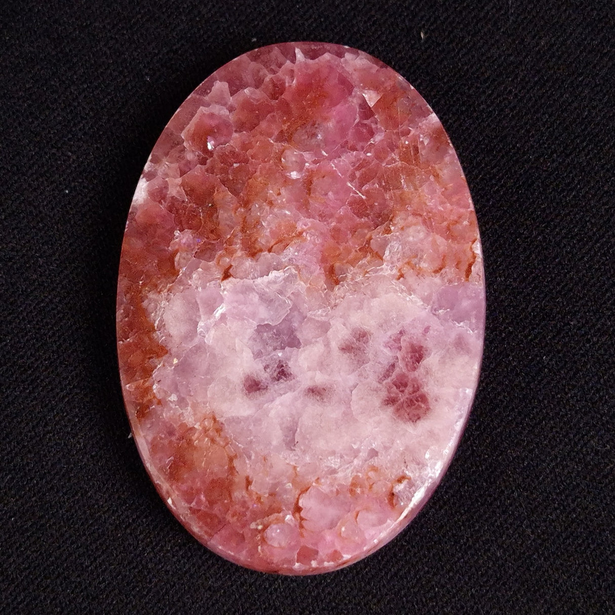 KAMMERERITE CABOCHON, Morocco XKR035