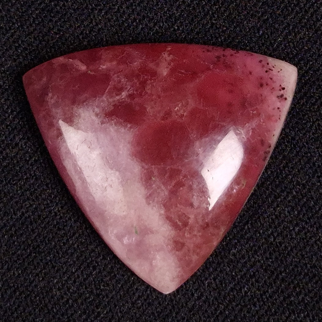 KAMMERERITE CABOCHON, Morocco XKR031