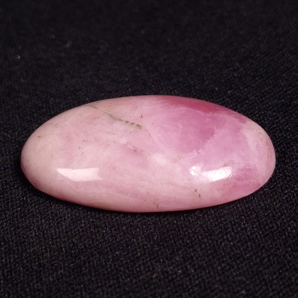 KAMMERERITE CABOCHON, Morocco XKR034