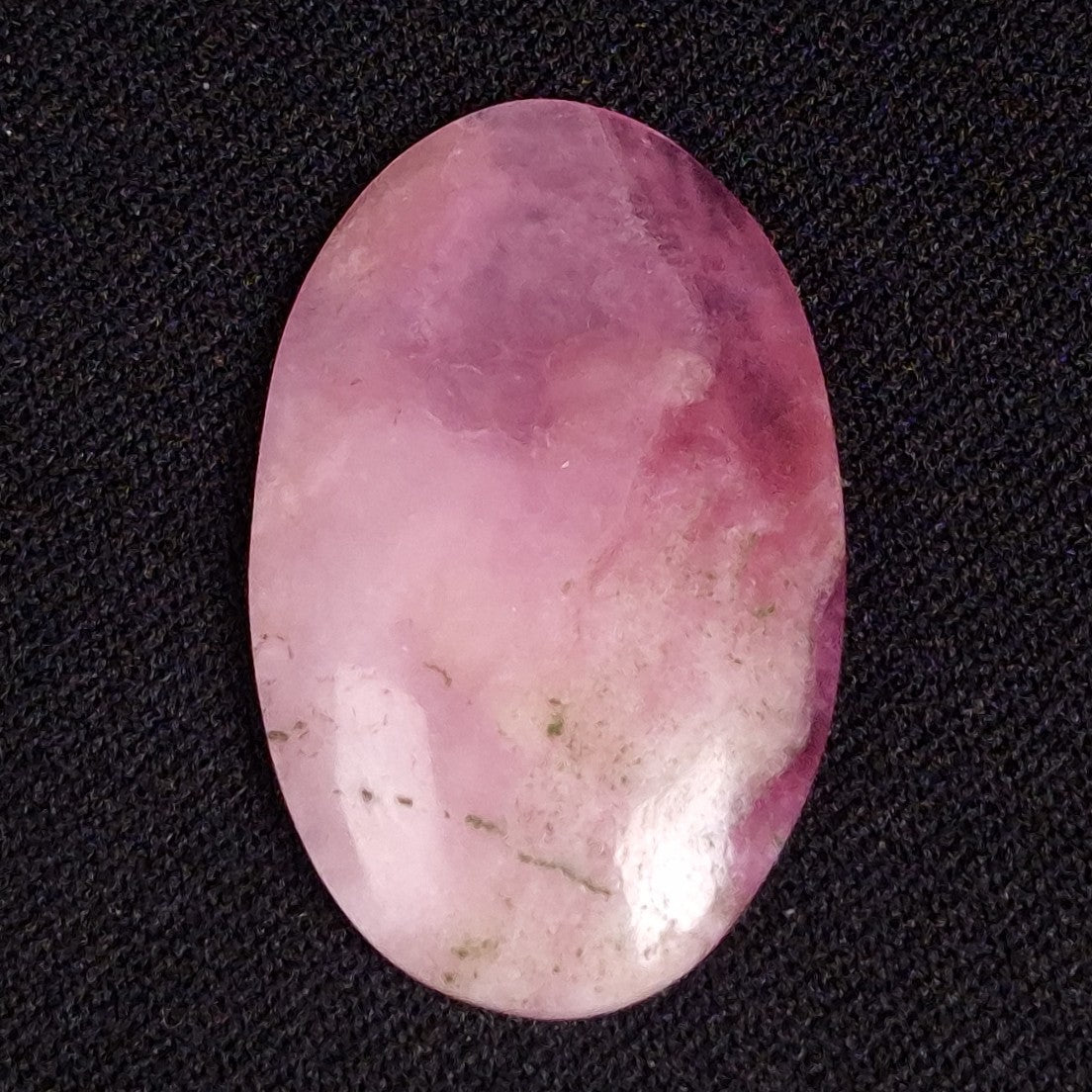 KAMMERERITE CABOCHON, Morocco XKR030