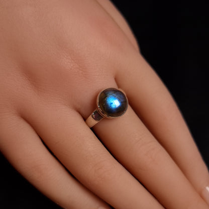 LABRADORITE RING set in STERLING SILVER 3SSLABR1