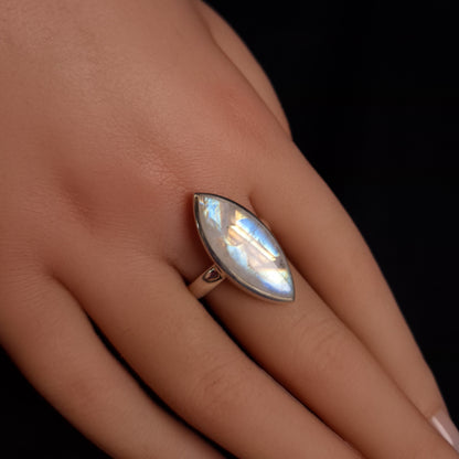 RAINBOW MOONSTONE RING SIZE 11 set in STERLING SILVER 3SSRMR1