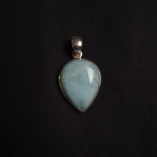 LARIMAR PENDANT set in STERLING SILVER 3SSLMP