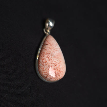 SCOLECITE PENDANT set in STERLING SILVER 3SSSCOP1