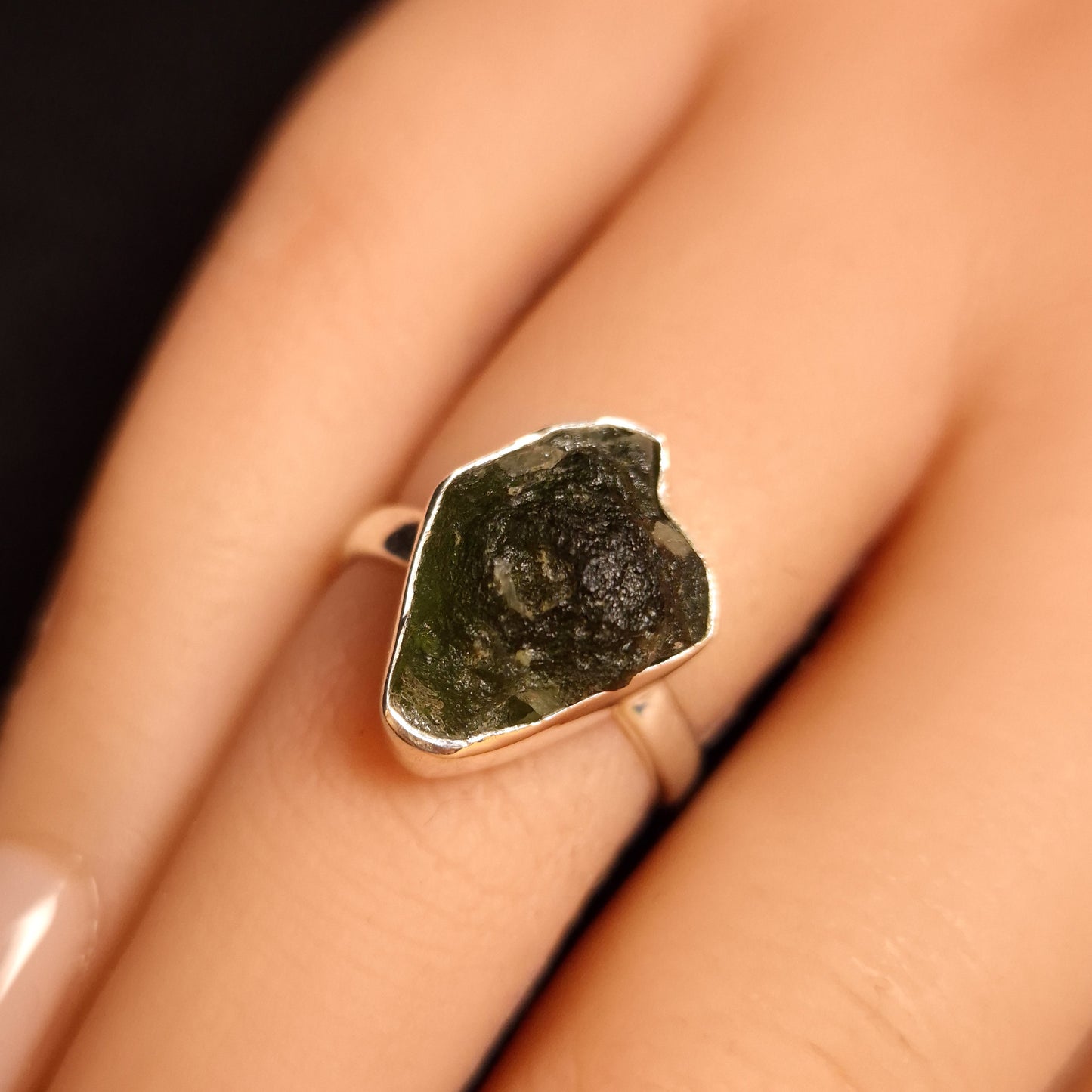 MOLDAVITE RING set in STERLING SILVER 3SSMDVR1