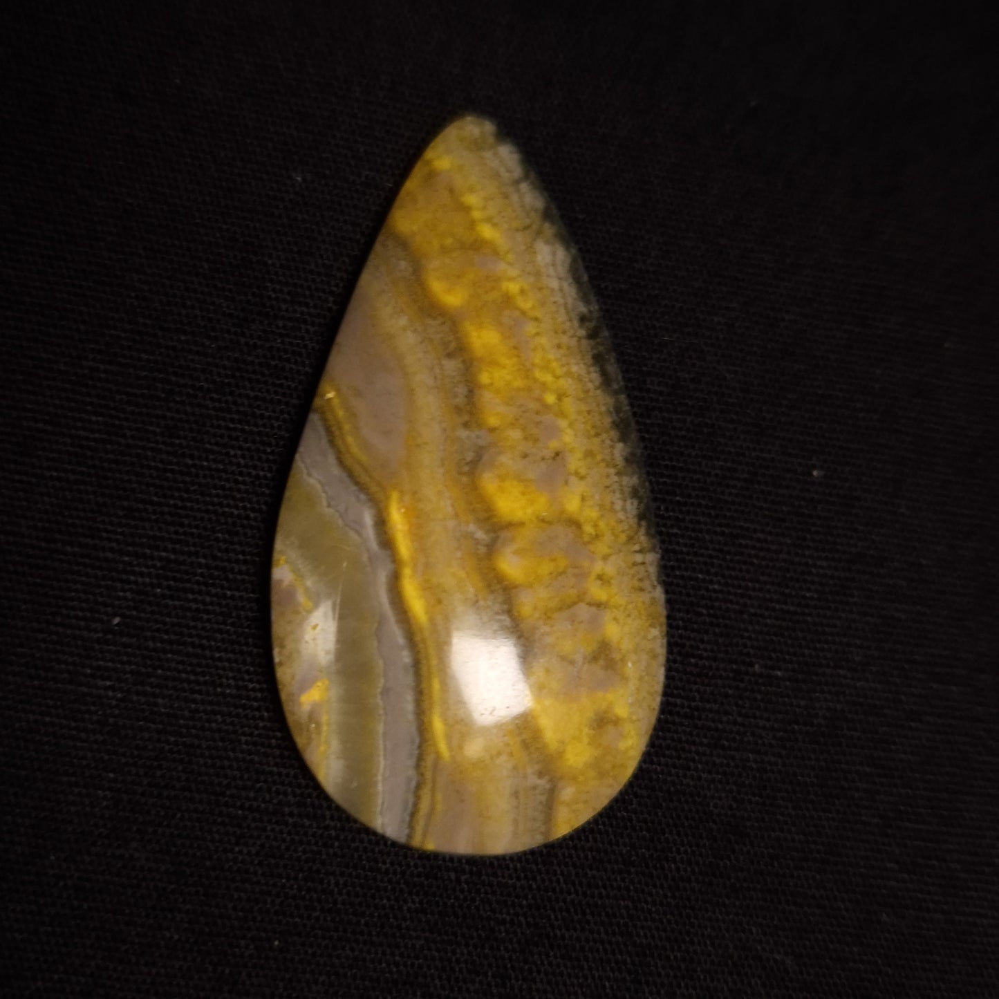 BUMBLEBEE JASPER CABOCHON 3SSBJC1