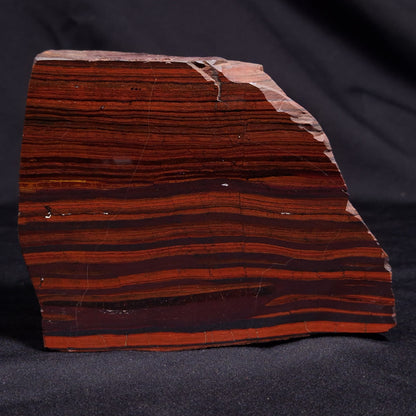 BANDED TIGER IRON MICROBIALITE, Archean, Australia ZBI060