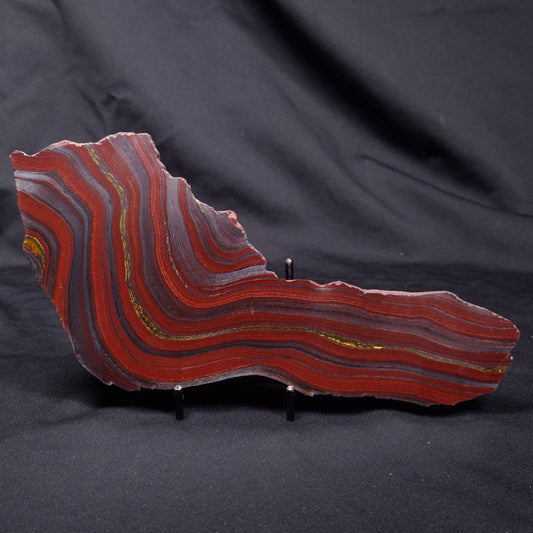 BANDED TIGER IRON MICROBIALITE, Archean, Australia ZBI072