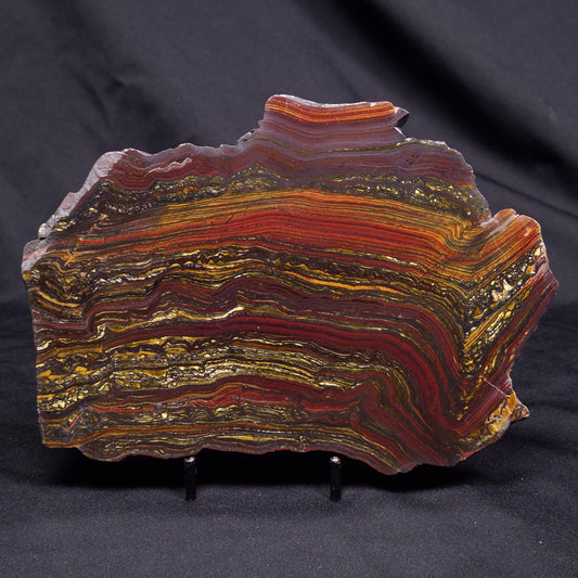 BANDED TIGER IRON MICROBIALITE, Archean, Australia ZBI074