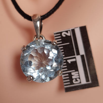 BLUE TOPAZ PENDANT set in STERLING SILVER 3SSBTP1