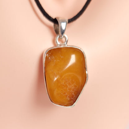 Butterscotch Amber Pendant 3SSBSA3