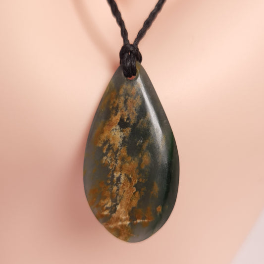 GUATEMALAN JADE NECKLACE 3SSGJN1