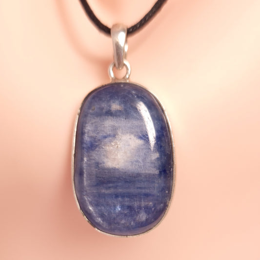 KYANITE PENDANT set in STERLING SILVER 3SSKP1