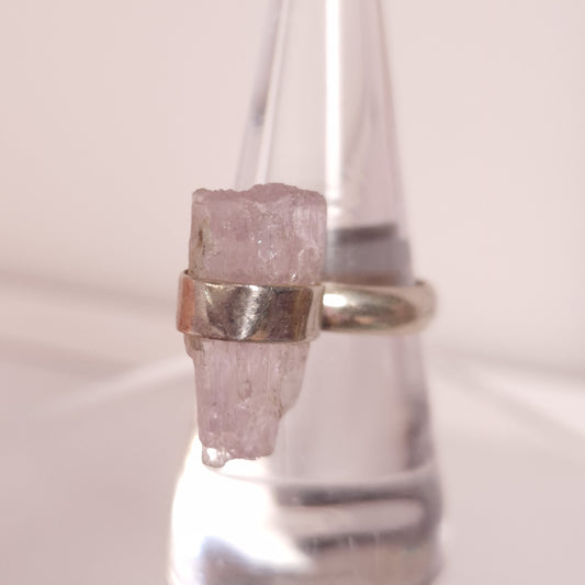 KUNZITE RING SIZE 8 set in STERLING SILVER 3SSKNZR