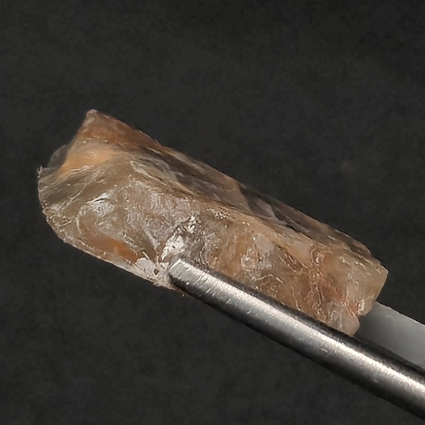 RAINBOW LATTICE SUNSTONE, Australia XLF002