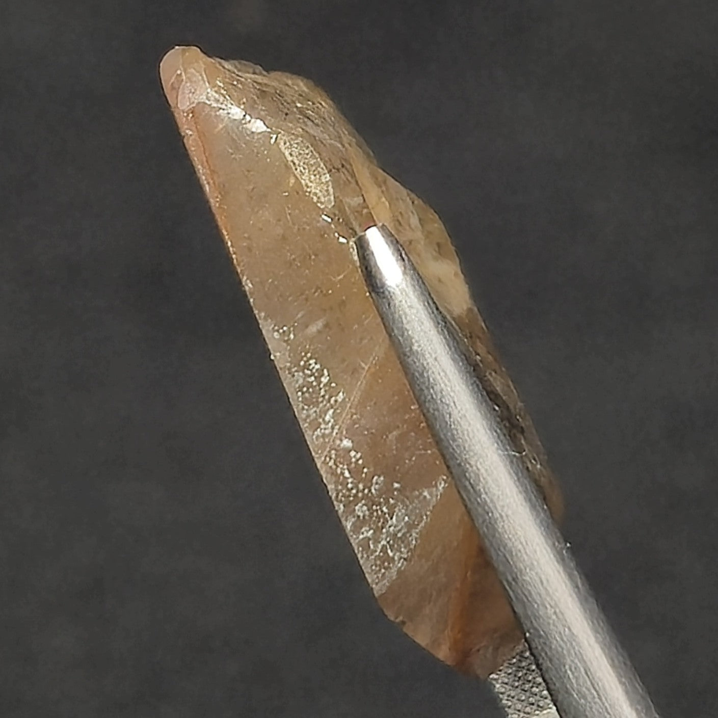 RAINBOW LATTICE SUNSTONE, Australia XLF005