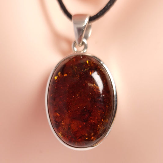 AMBER PENDANT set in STERLING SILVER 3SSAPD1