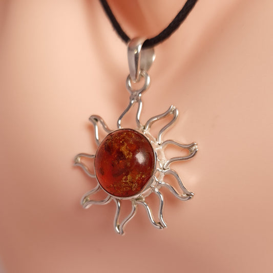 AMBER SUN PENDANT set in STERLING SILVER 3SSASUN