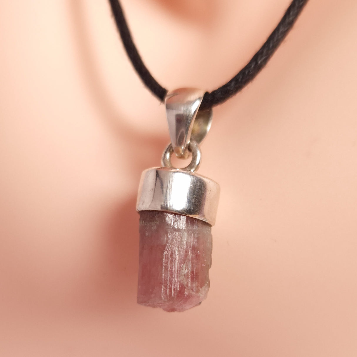 RAW PINK TOURMALINE PENDANT set in STERLING SILVER 3SSPTP2