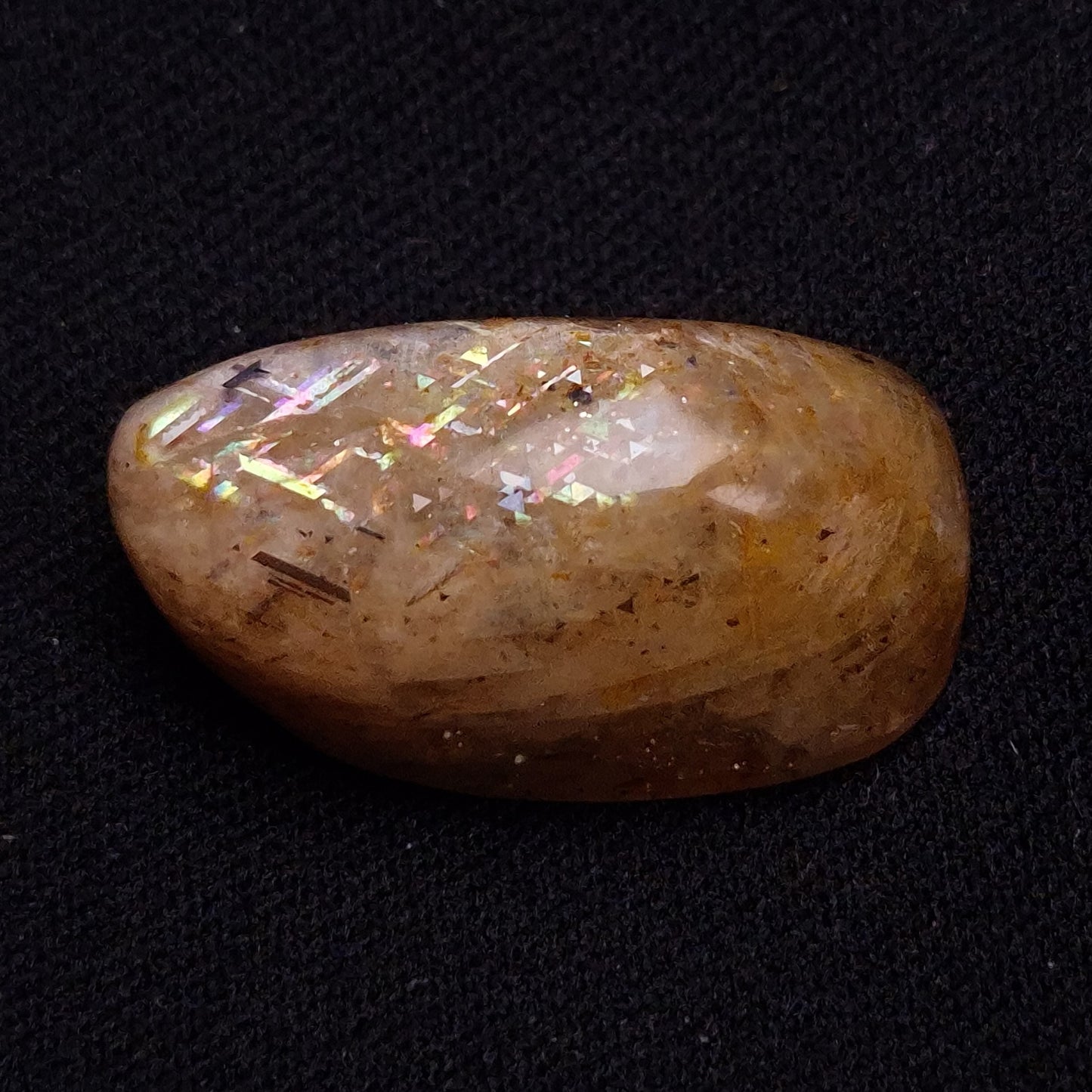 RAINBOW LATTICE SUNSTONE TUMBLE, Australia XLT003