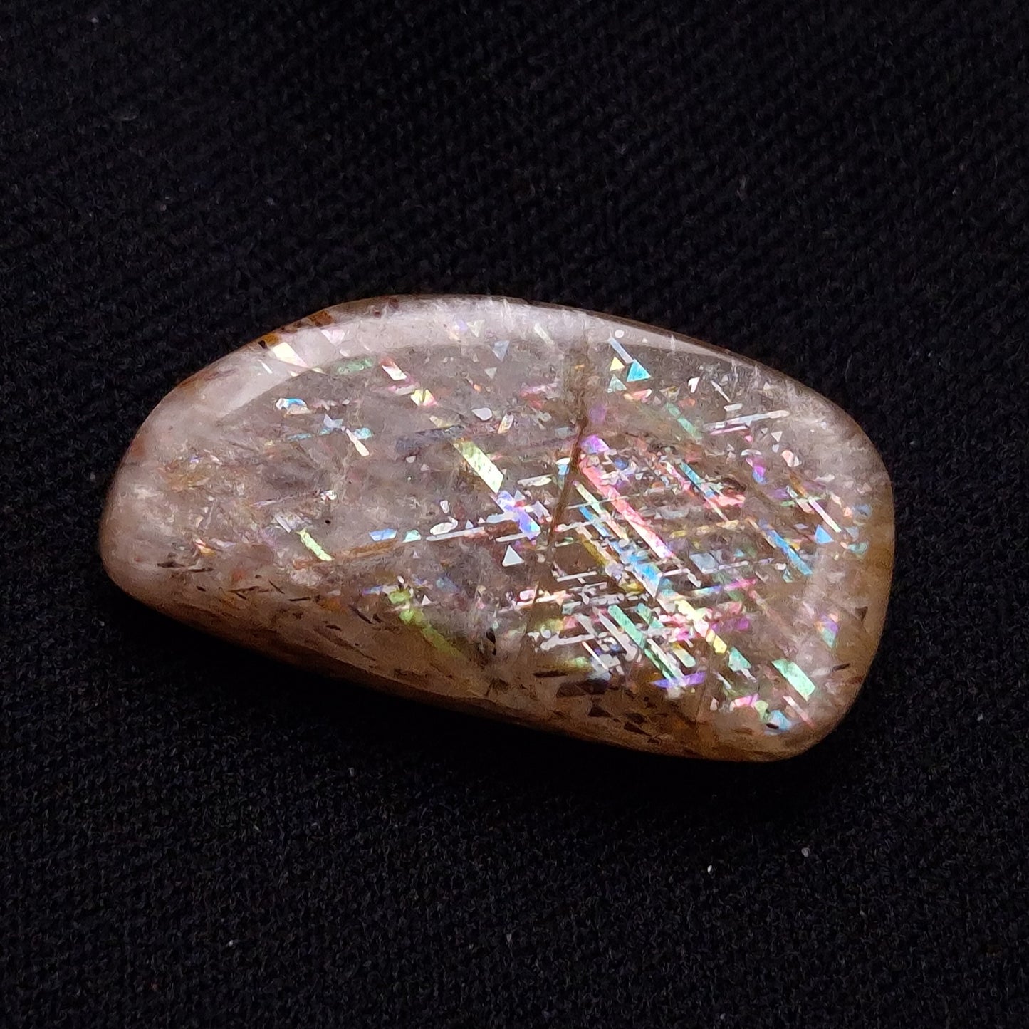 RAINBOW LATTICE SUNSTONE TUMBLE, Australia XLT003