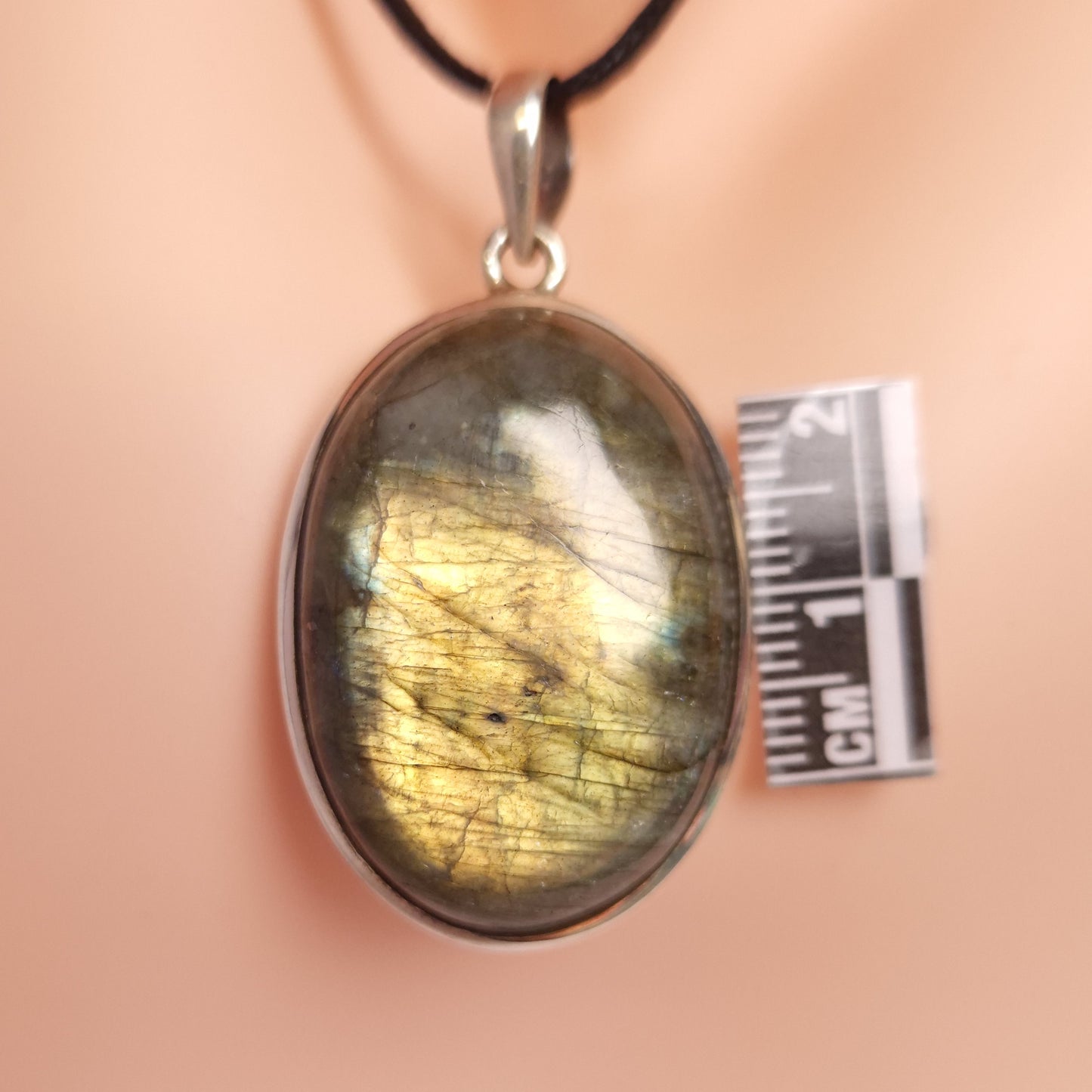 LABRADORITE PENDANT set in STERLING SILVER 3SSLPD2