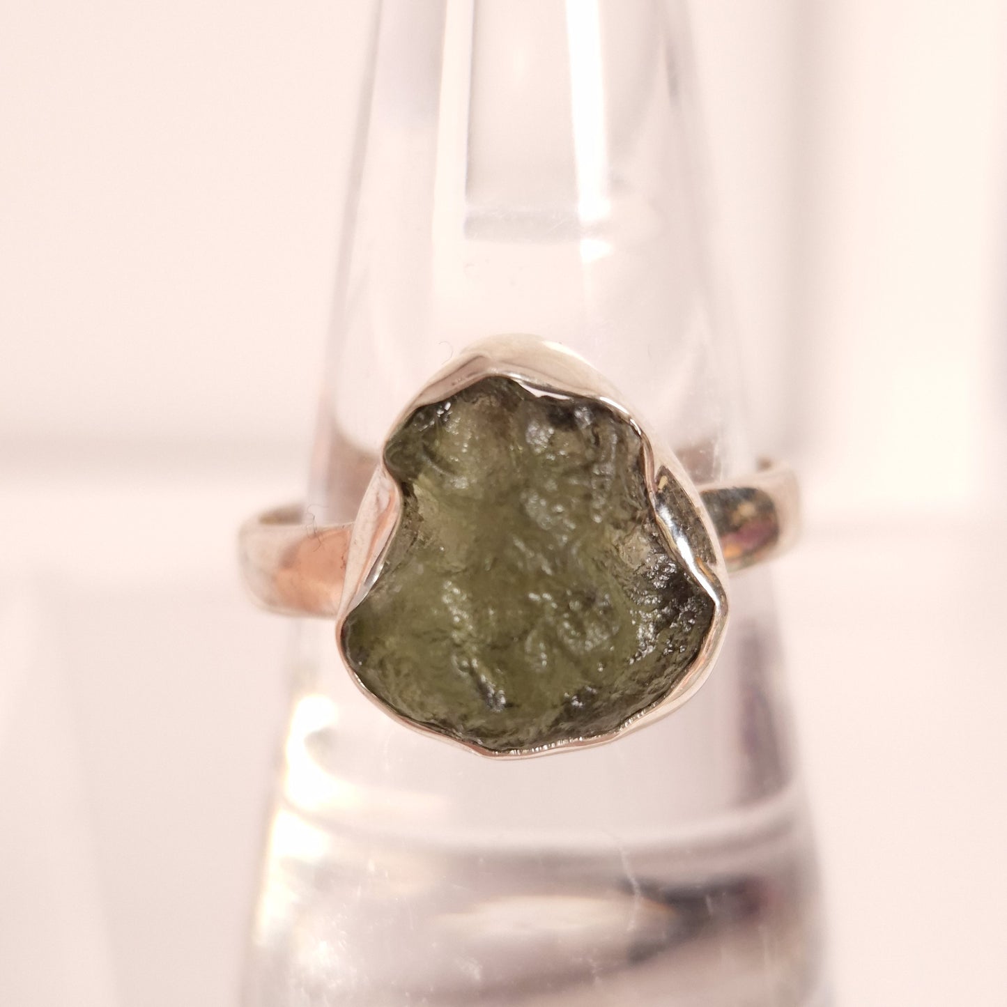 MOLDAVITE RING set in STERLING SILVER 3SSMDVR4