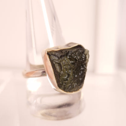 MOLDAVITE RING set in STERLING SILVER 3SSMDVR6