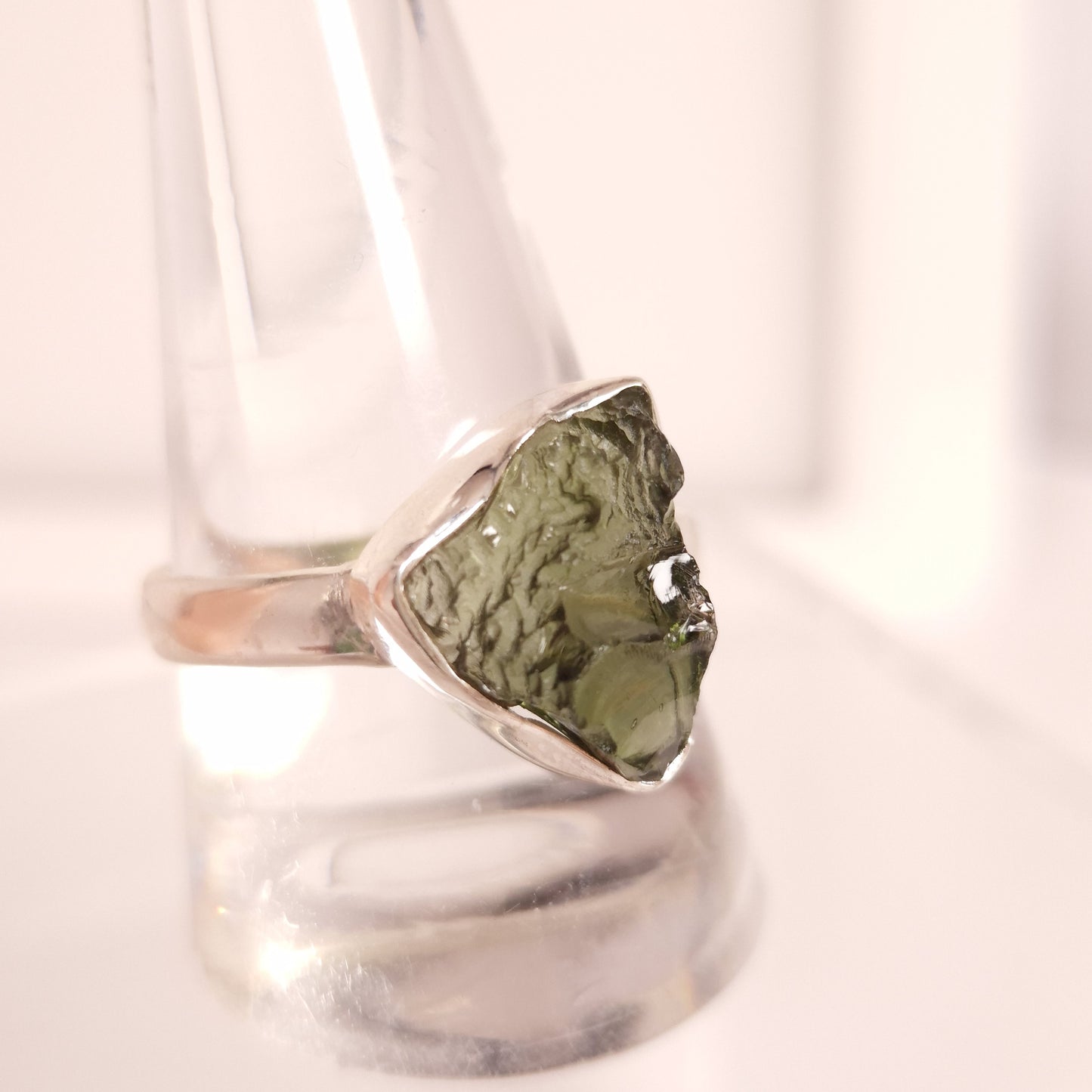 MOLDAVITE RING set in STERLING SILVER 3SSMDVR7