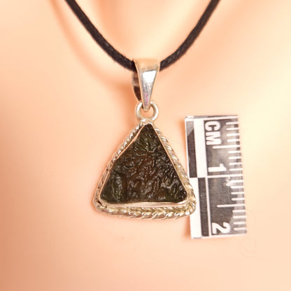 MOLDAVITE PENDANT set in STERLING SILVER 3SSMVP2