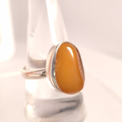 BUTTERSCOTCH AMBER RING set in STERLING SILVER 3SSBAR3