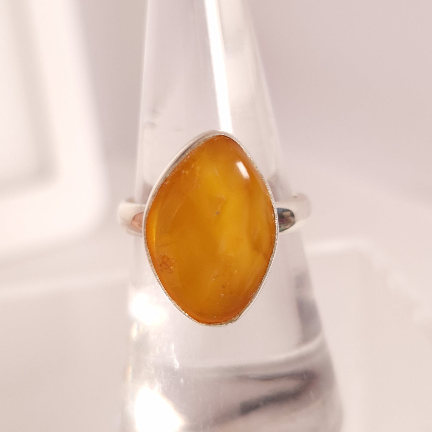 BUTTERSCOTCH AMBER RING set in STERLING SILVER 3SSBAR4