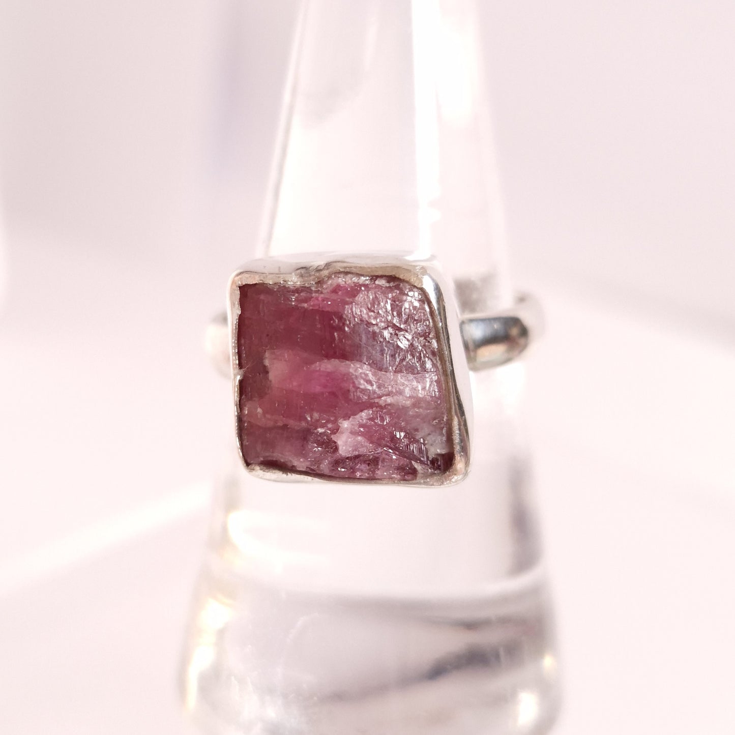 NATURAL PINK TOURMALINE RING set in STERLING SILVER 3SSRPT3