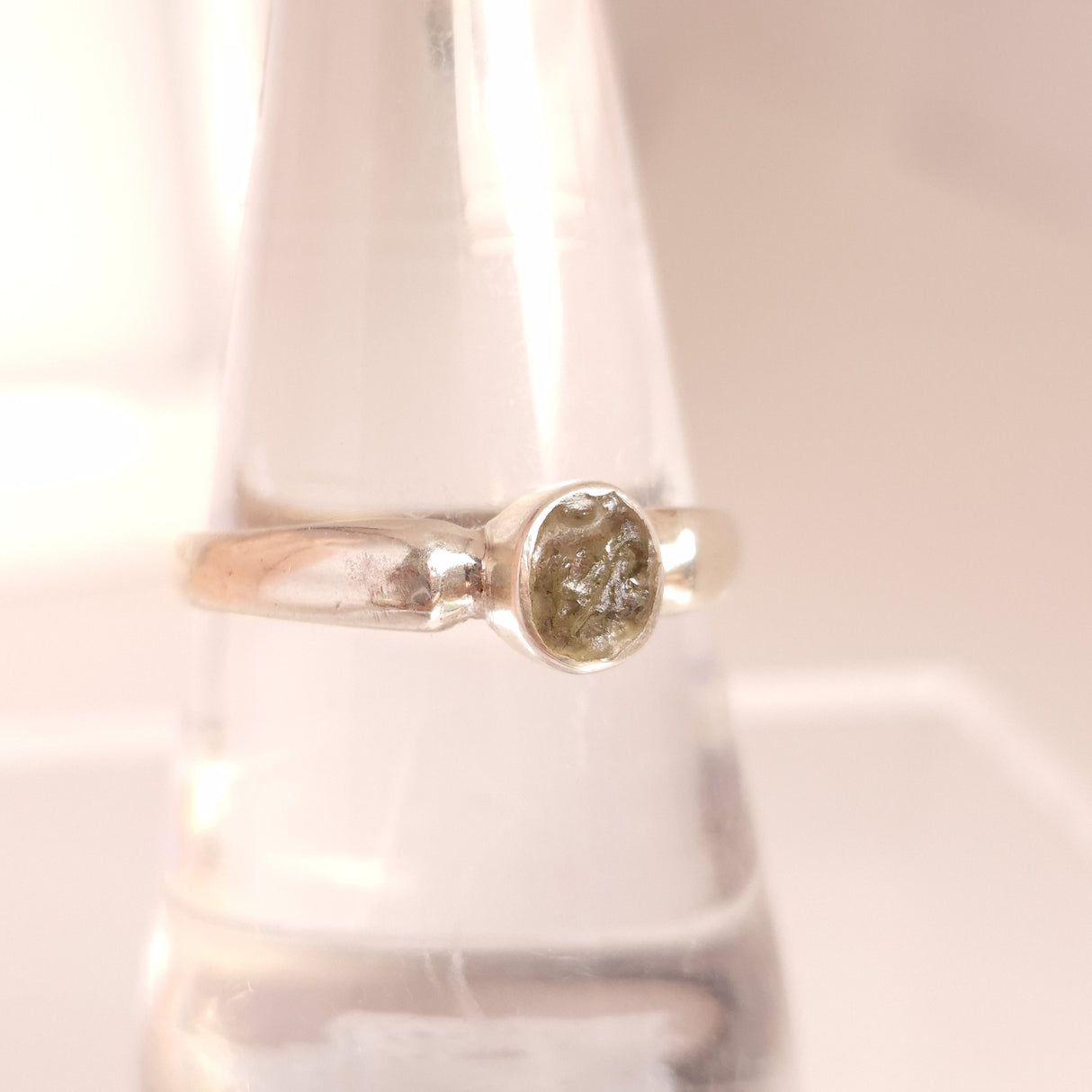 MOLDAVITE RING set in STERLING SILVER 3SSMR4