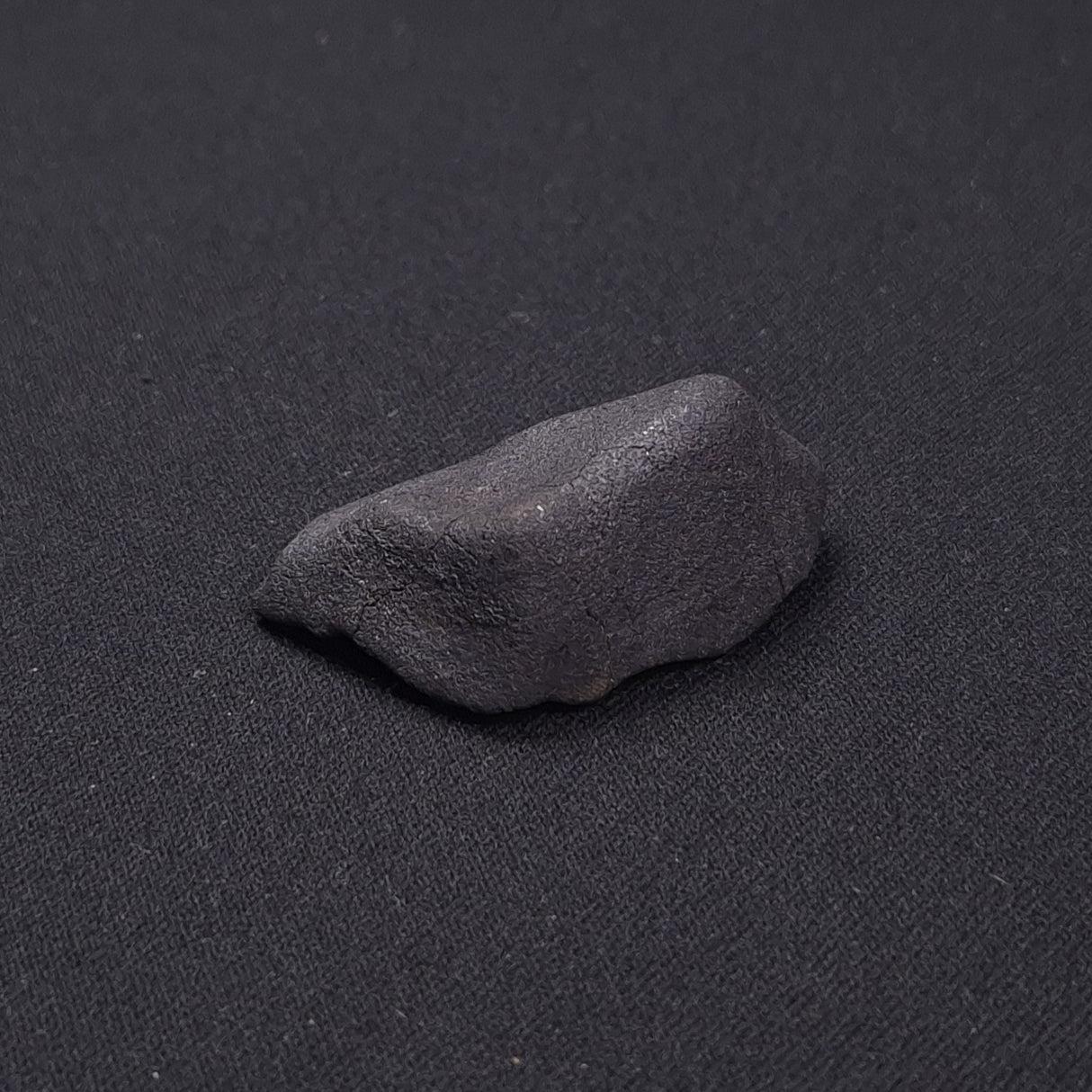 WILUNA METEORITE, H5 Chondrite, Australia YWM032