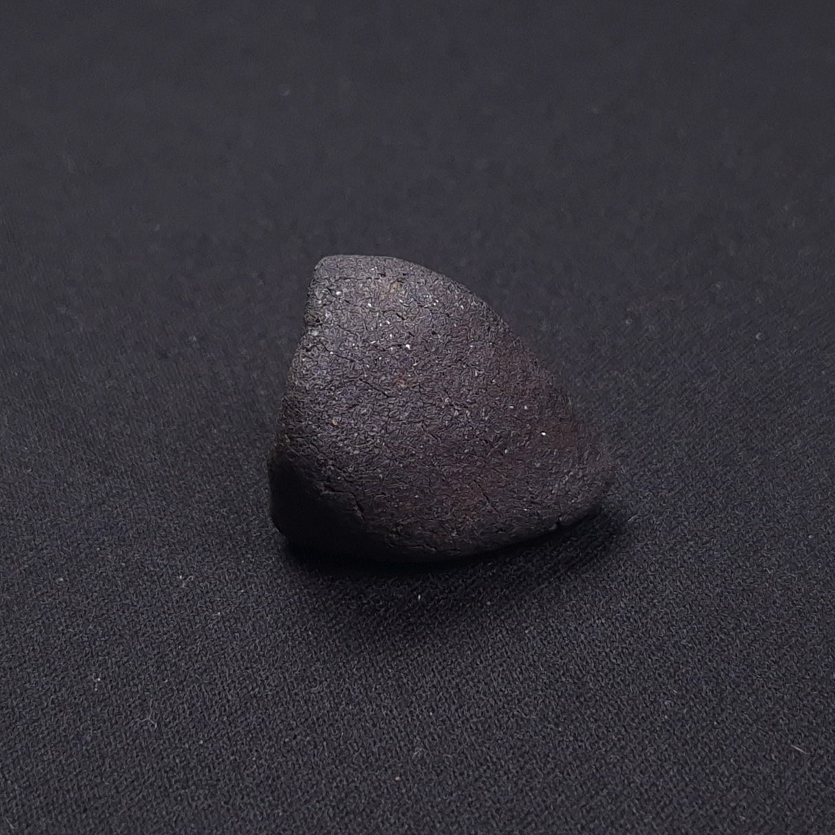 WILUNA METEORITE, H5 Chondrite, Australia YWM038