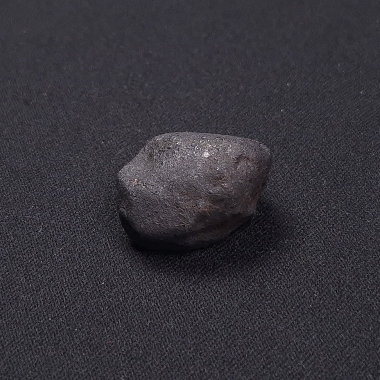 WILUNA METEORITE, H5 Chondrite, Australia YWM040