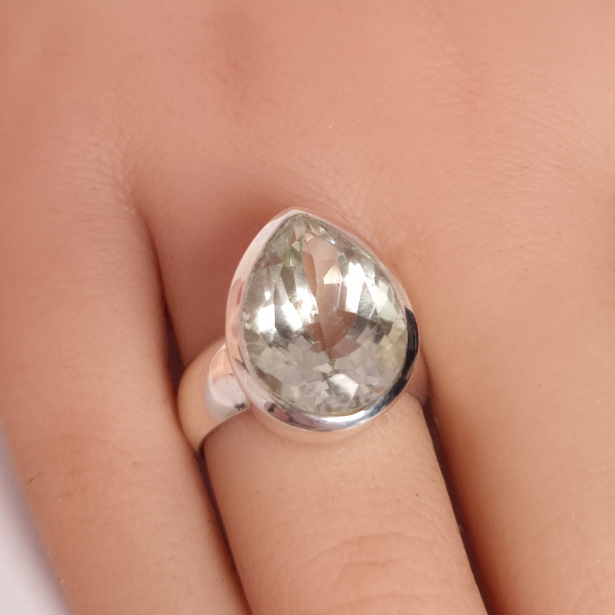 PRASIOLITE RING set in STERLING SILVER 3SSPR2