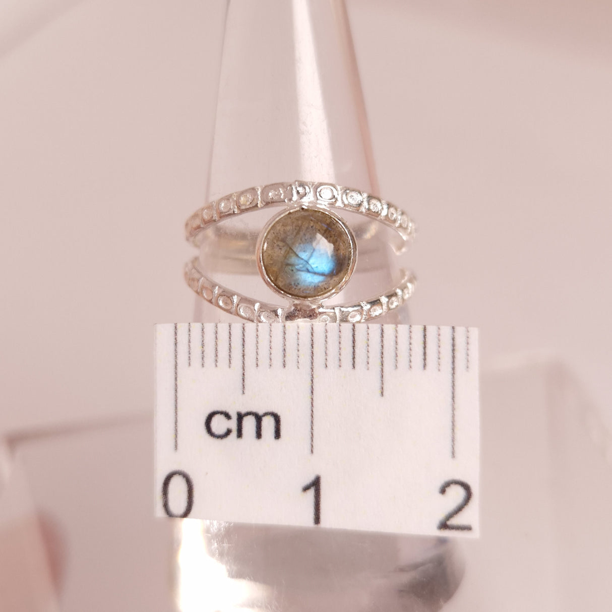 LABRADORITE RING set in STERLING SILVER 3SSLRI