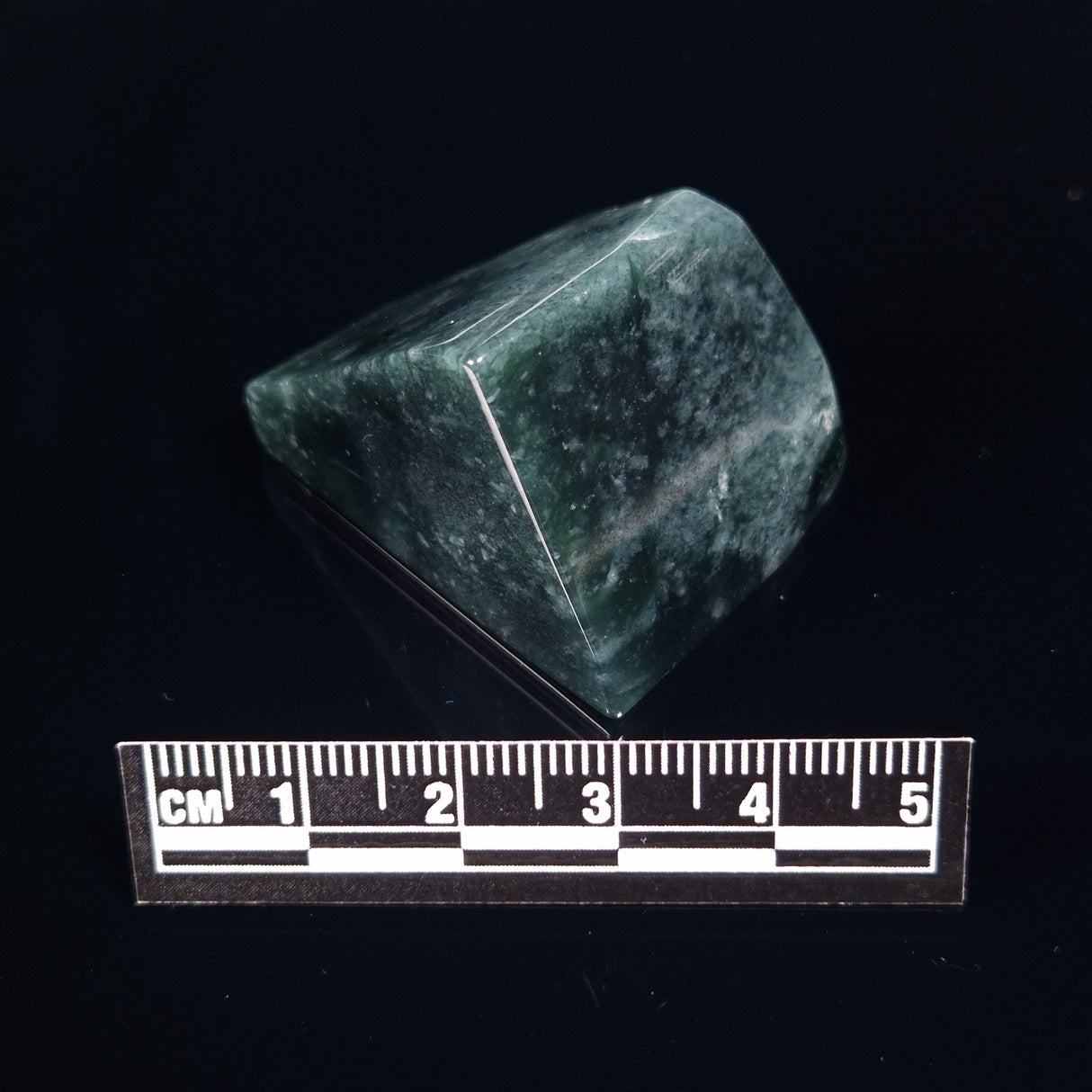 JADE FREE FORM, Burma YBJ001