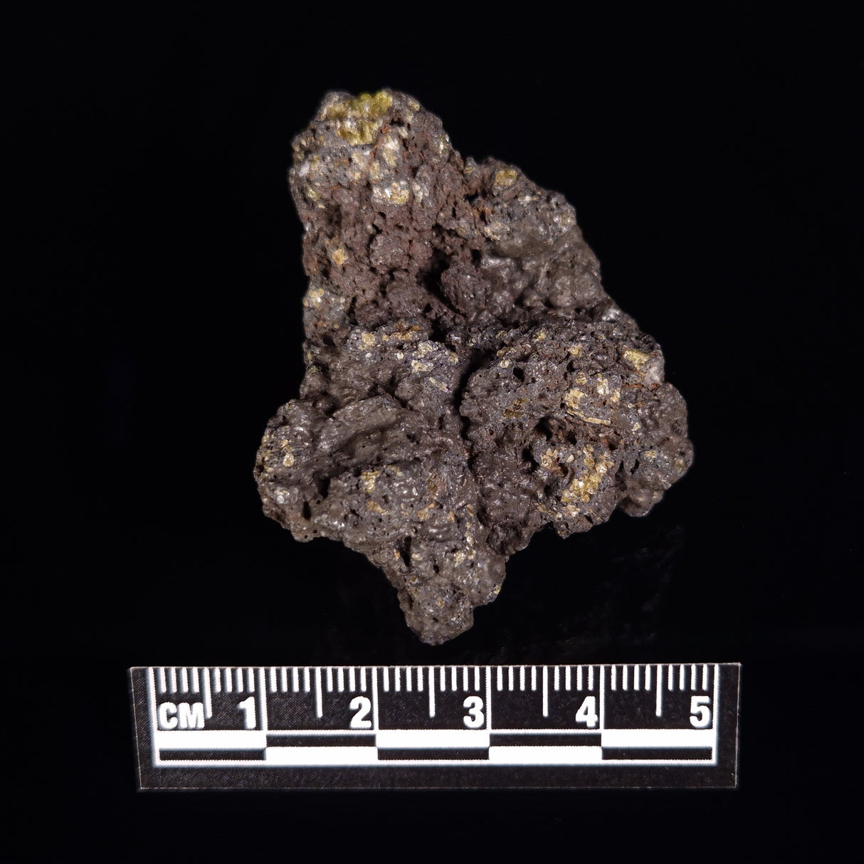 OLIVINE IN BASALT, Hawaii XOB005