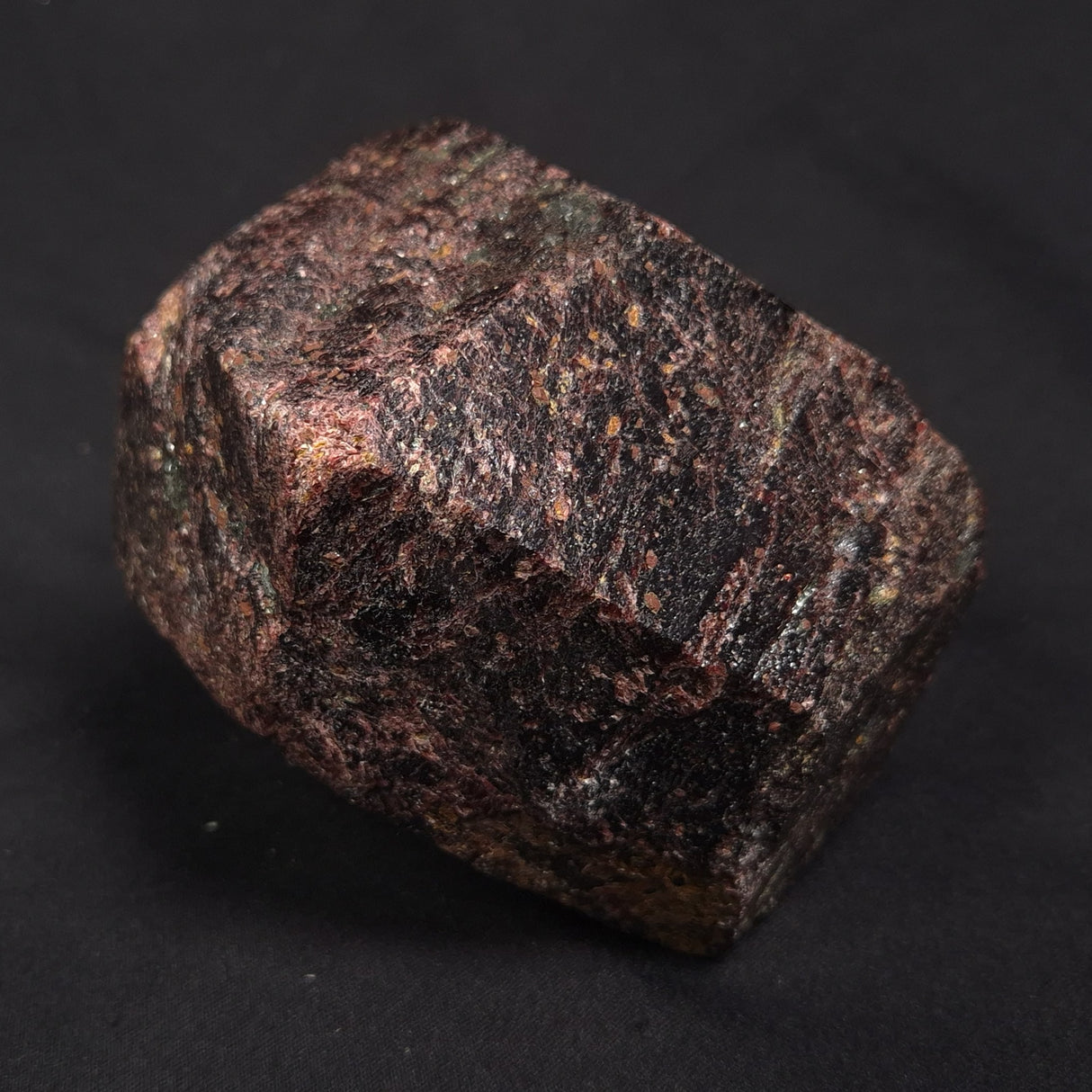 LARGE ALMANDINE GARNET, Australia XGC035