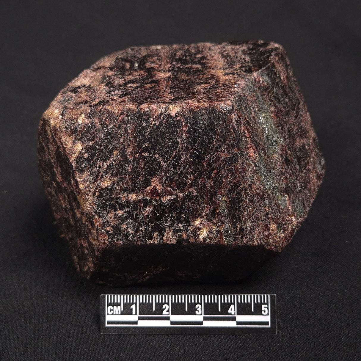 LARGE ALMANDINE GARNET, Australia XGC036