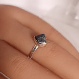 SAPPHIRE RING set in STERLING SILVER 3SSR8