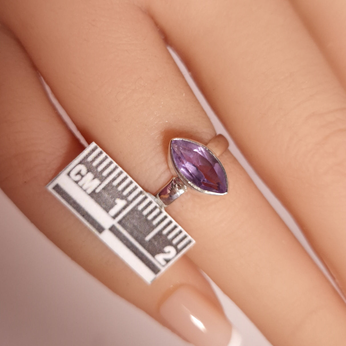 AMETHYST RING set in STERLING SILVER 3SSR11