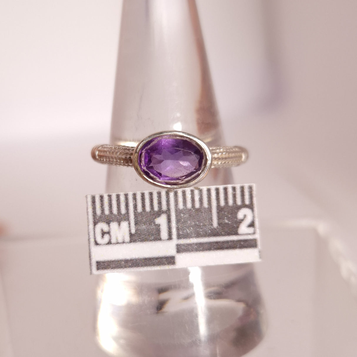 AMETHYST RING set in STERLING SILVER 3SSR18
