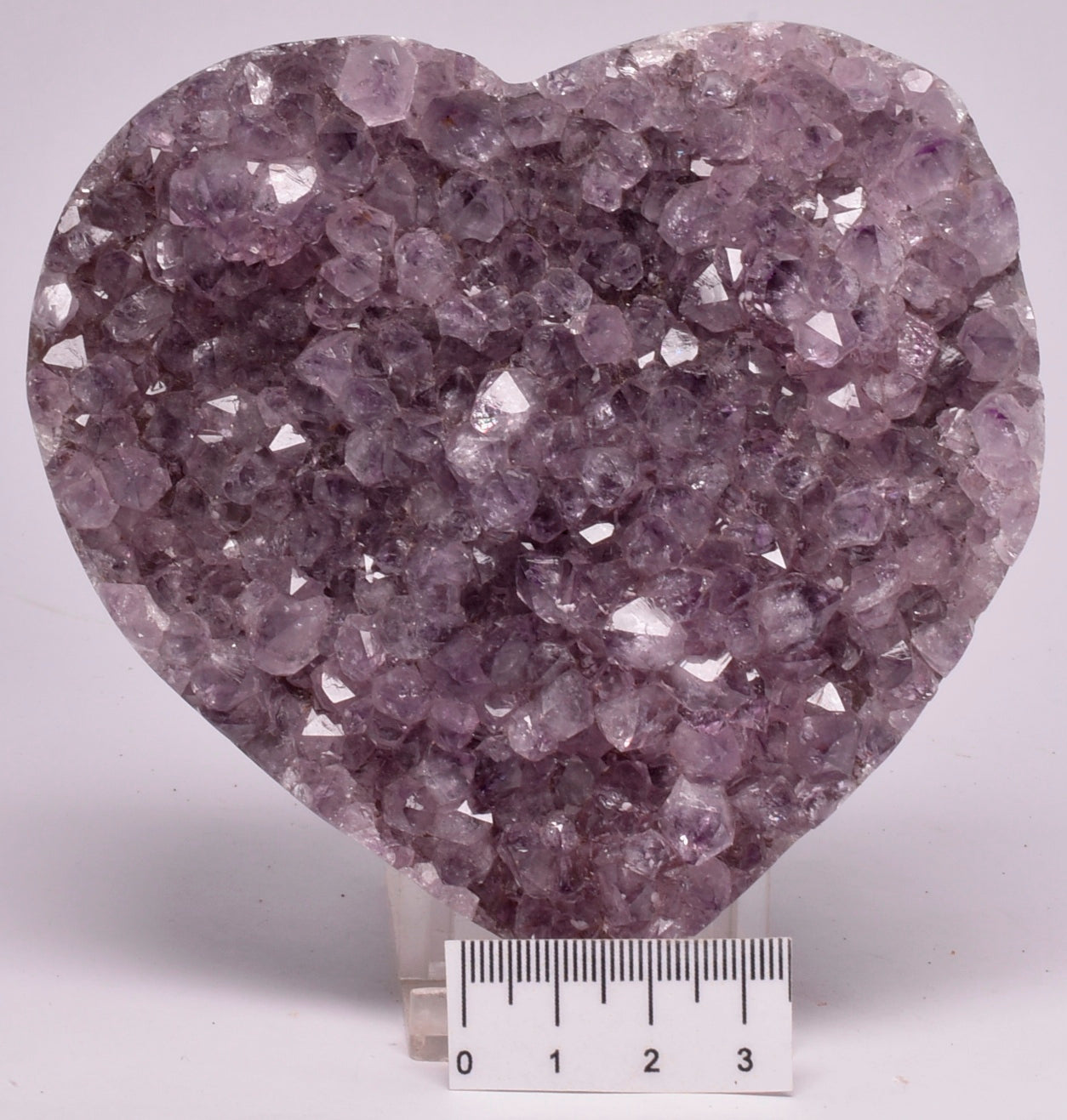 AMETHYST HEART CLUSTER P09