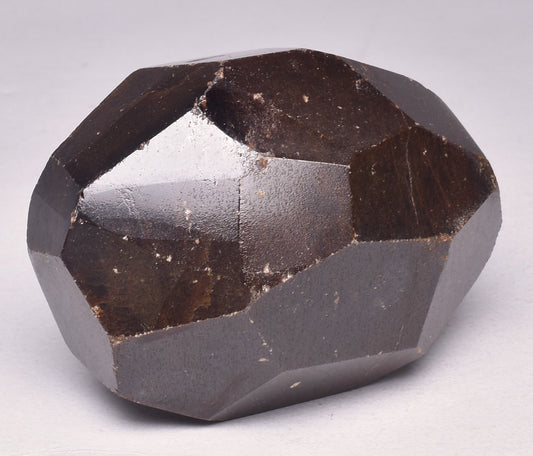 GARNET in NATURAL FORM FROM INDIA P72